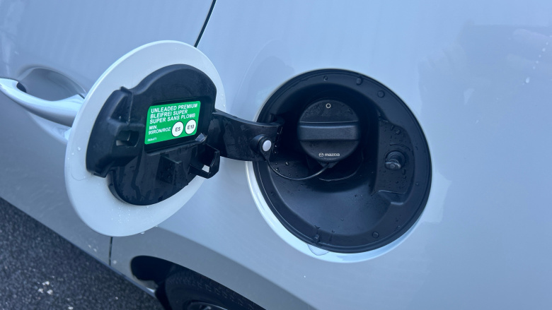 Mazda 3 2.5 e-Skyactiv G MHEV [140] Takumi 5dr Petrol Hatchback